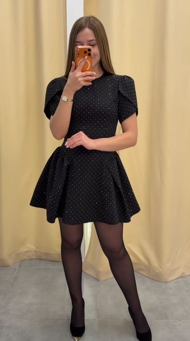 Крутезна нарядна сукня із камінчиками, 44-46 р