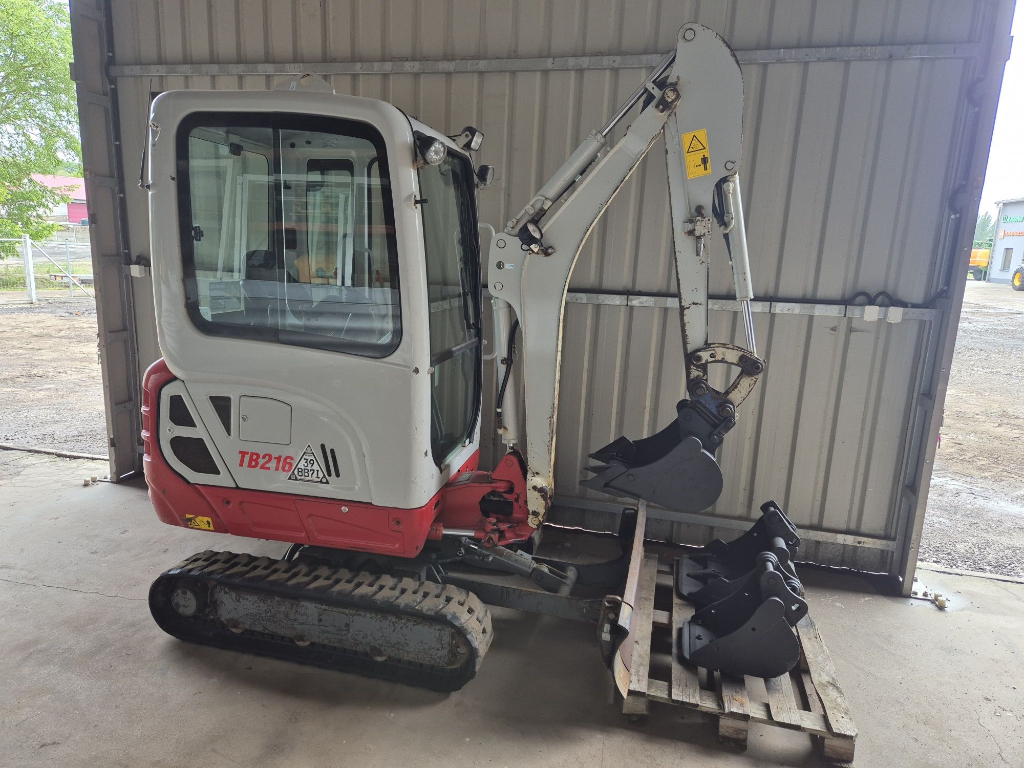 Wynajem miniładowarka Jcb  Bobcat  Takeuchi koparka