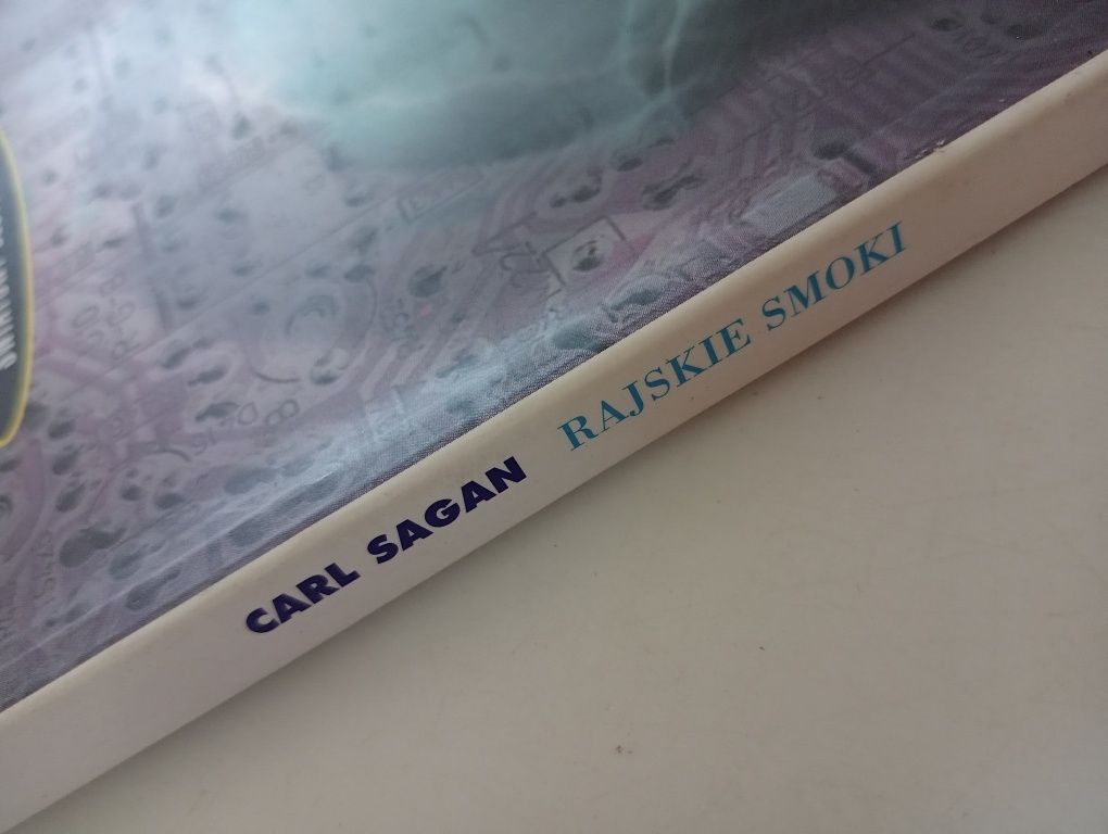 Rajskie smoki. Rozważania o ewolucji ludzkiej - Sagan