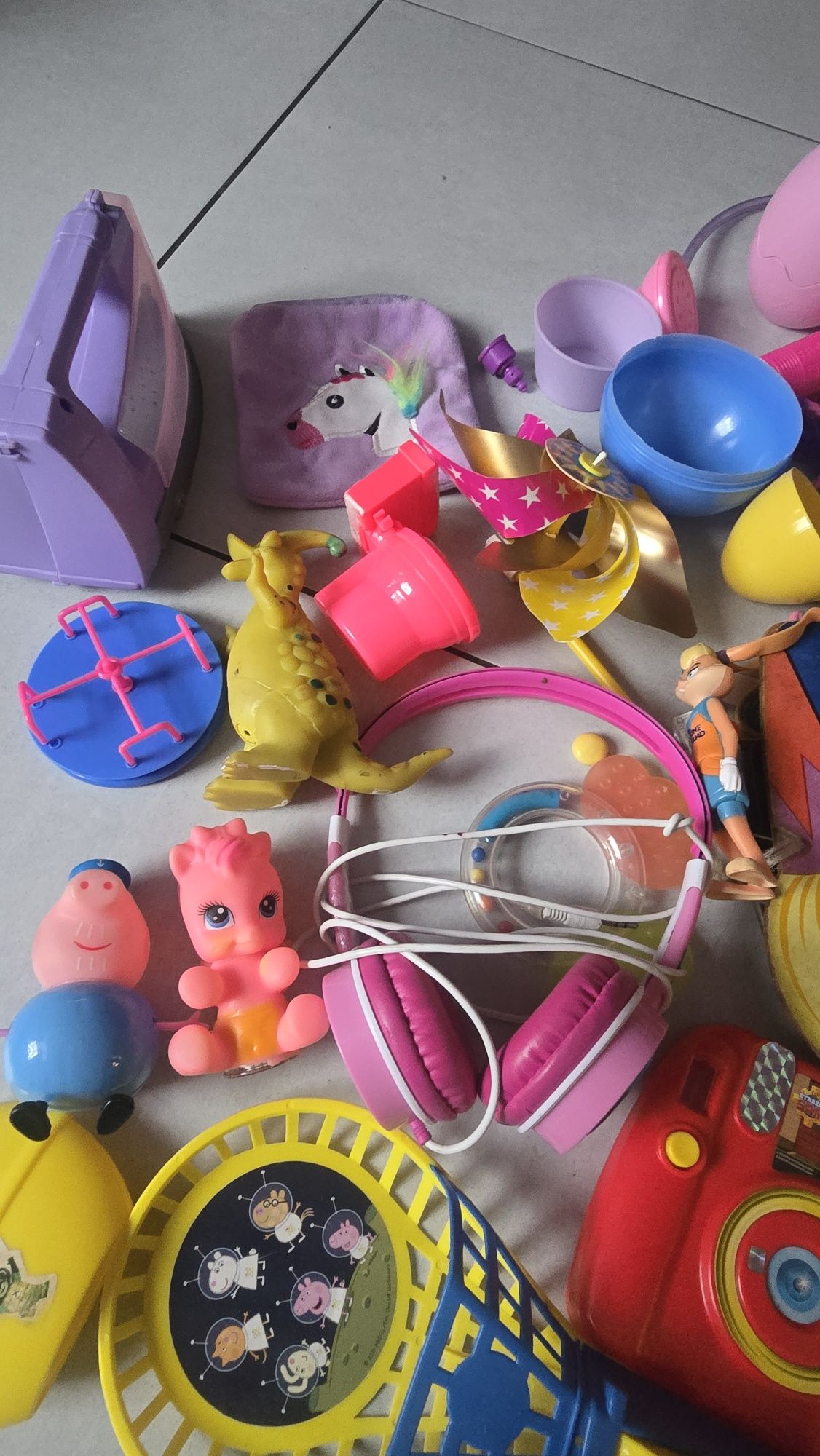 Pepa pig słuchawki i zabawka telefon elza misio do plasteliny itd