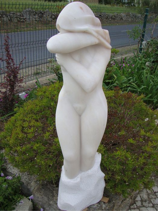 Escultura em mármore