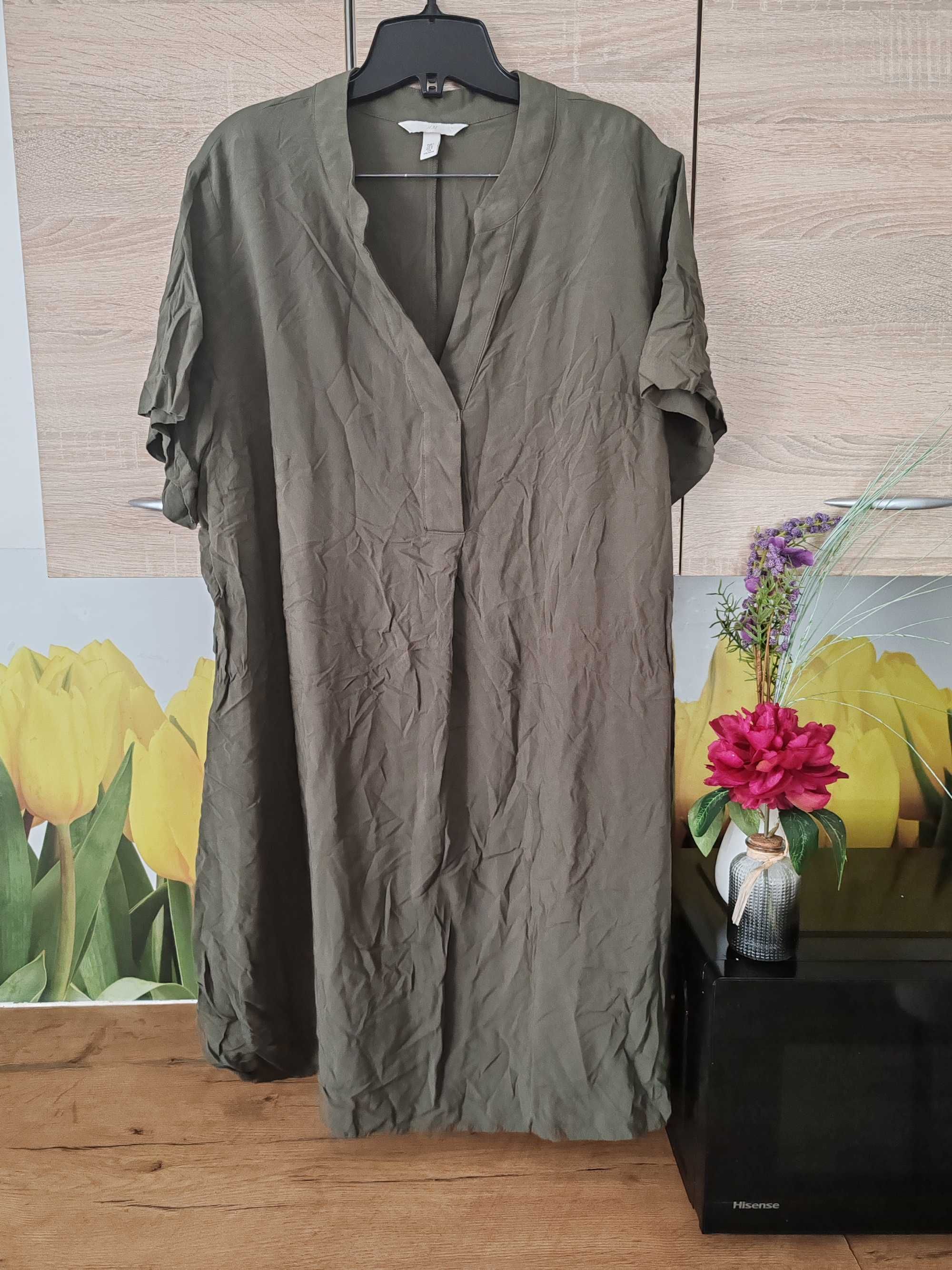 Wygodna sukienka khaki H&M rozmiar ok 46/48 wiskoza