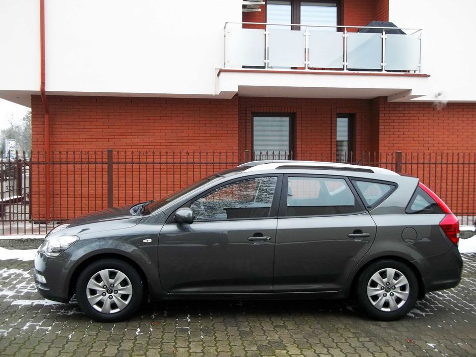 *1.6 CRDI 115 KM* *100% ORYGINAŁ* *Mocno doinwestowany* *Stan idealny*