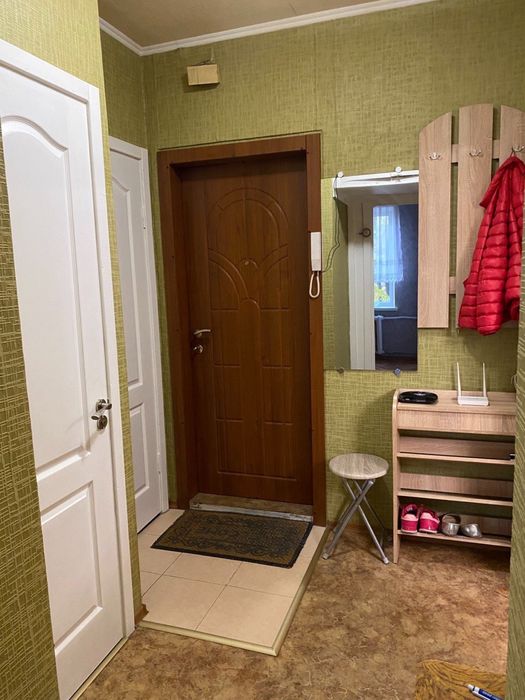 Сдам квартиру посуточно ж/м Тополь-1(район Терры)больница на Космич