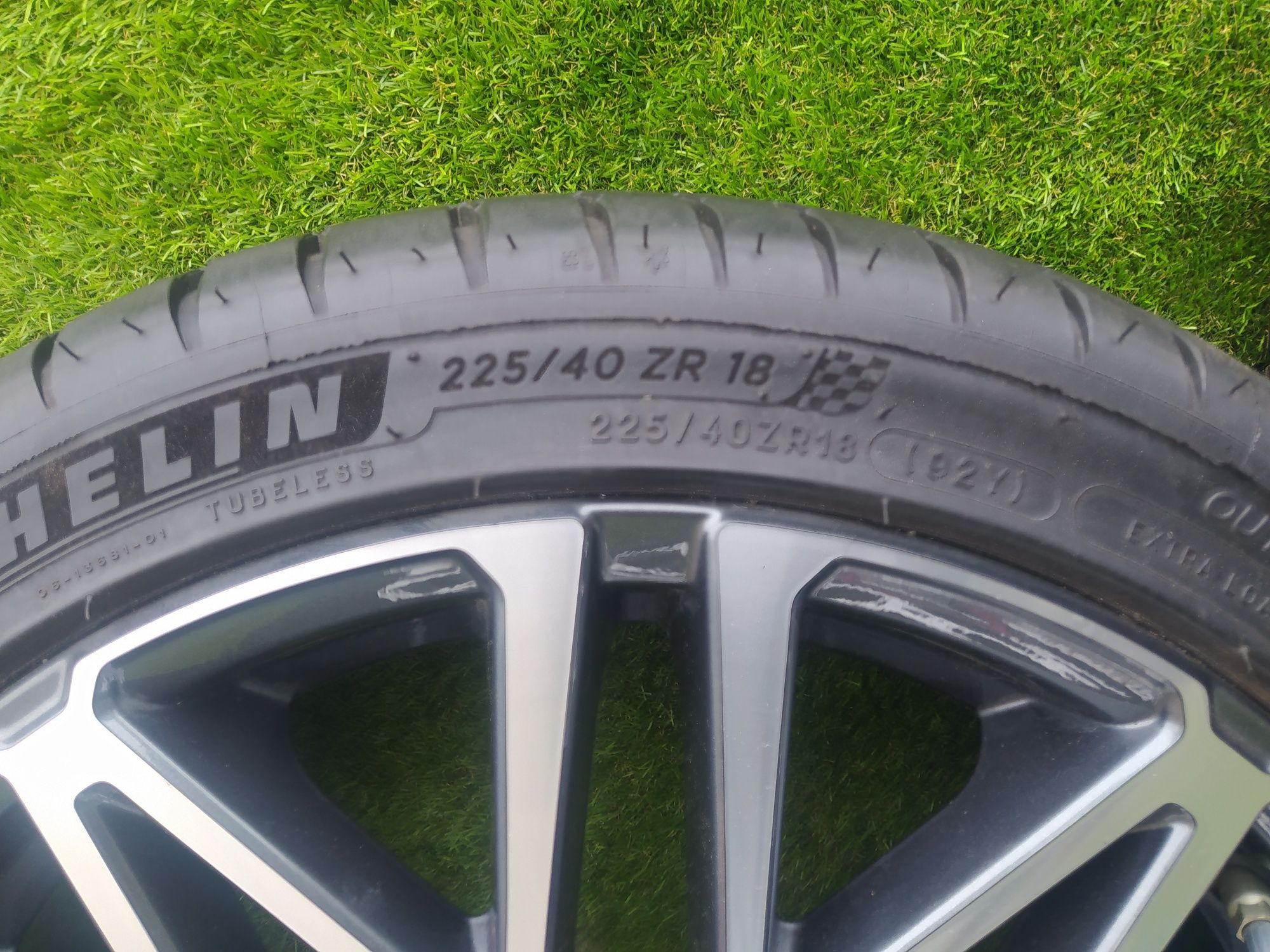 Felgi koła Kia ProCeed CEed 225/40 R18 Lato