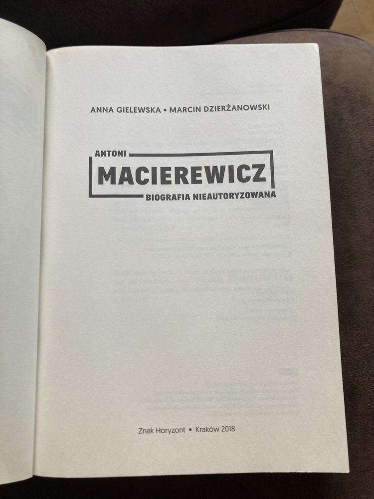 Macierewicz biografia nieautoryzowana Gilewska Dzierżanowski