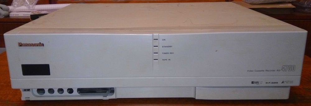 Видеомагнитофон S-VHC Panasonic AG-4700EY Hi-Fi 7 головок