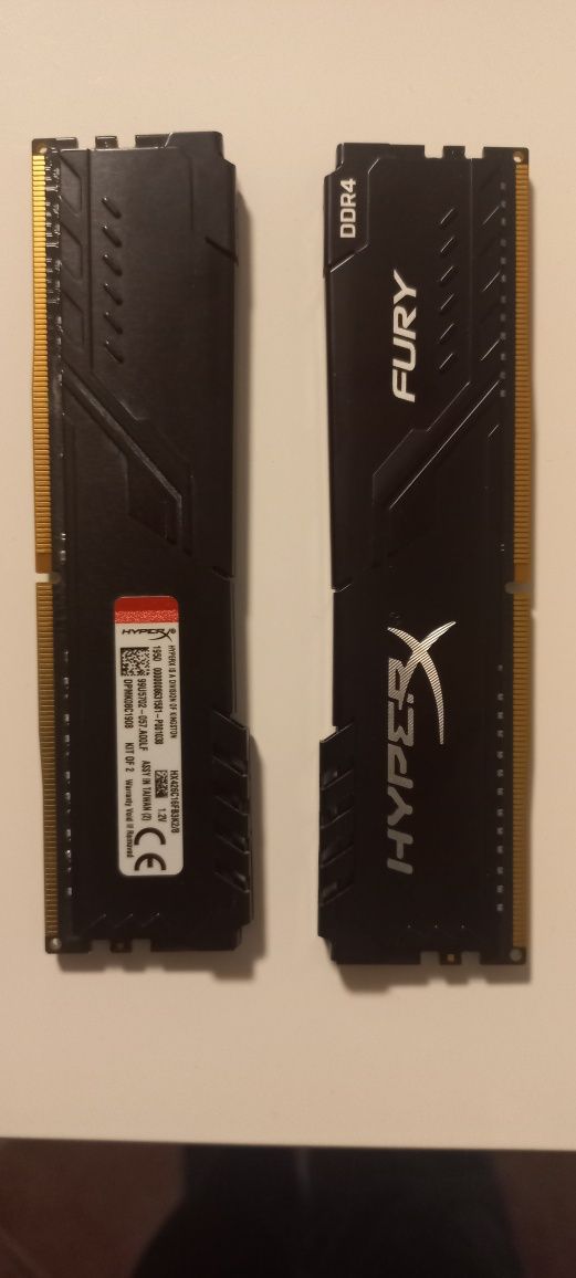 Pamięć RAM 2 x 4 GB DDR4 2666MHz CL 16