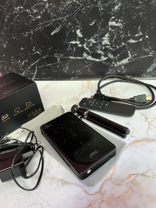 Портативный смарт проектор