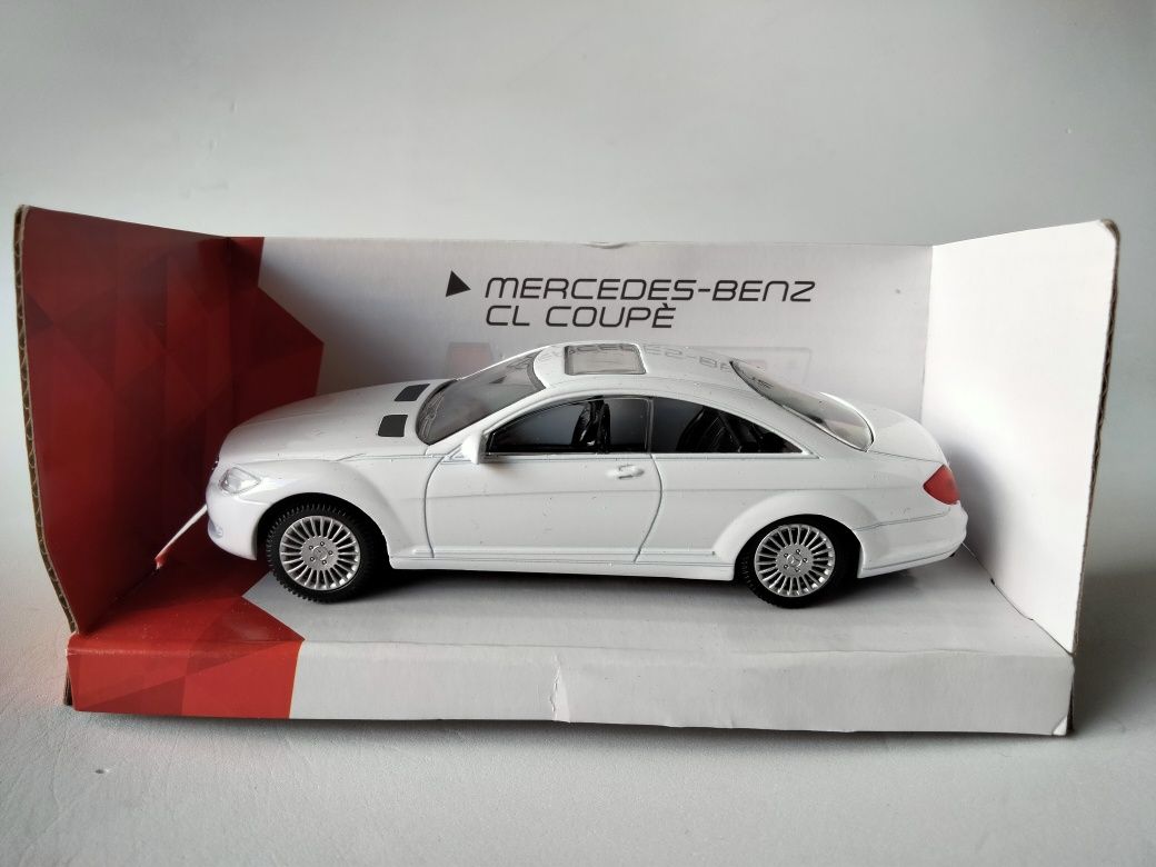 1:43 Mercedes CL Class Coupé (2005)