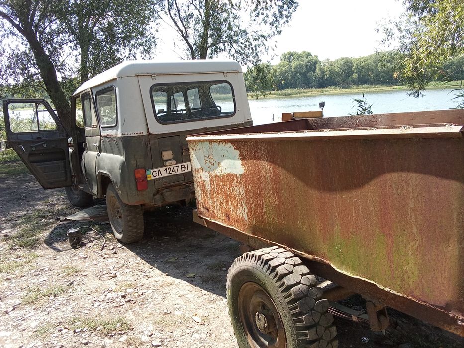 Продам уаз в робочому стані з причепом