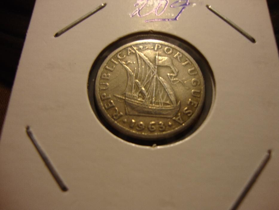 Moeda 2$50 Cupro-Níquel 1963