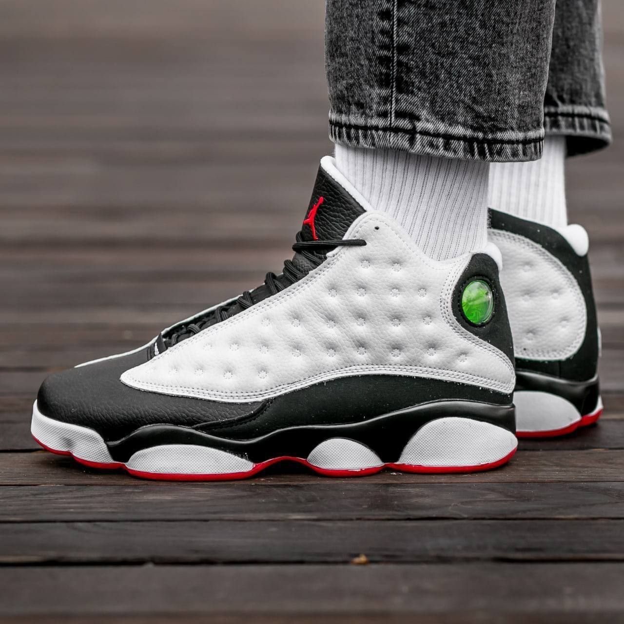 Nike Air Jordan 13 (белые с чёрным)