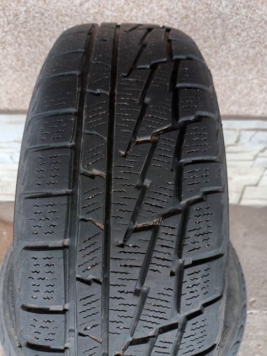 Зимові Шини 205 60 R 16