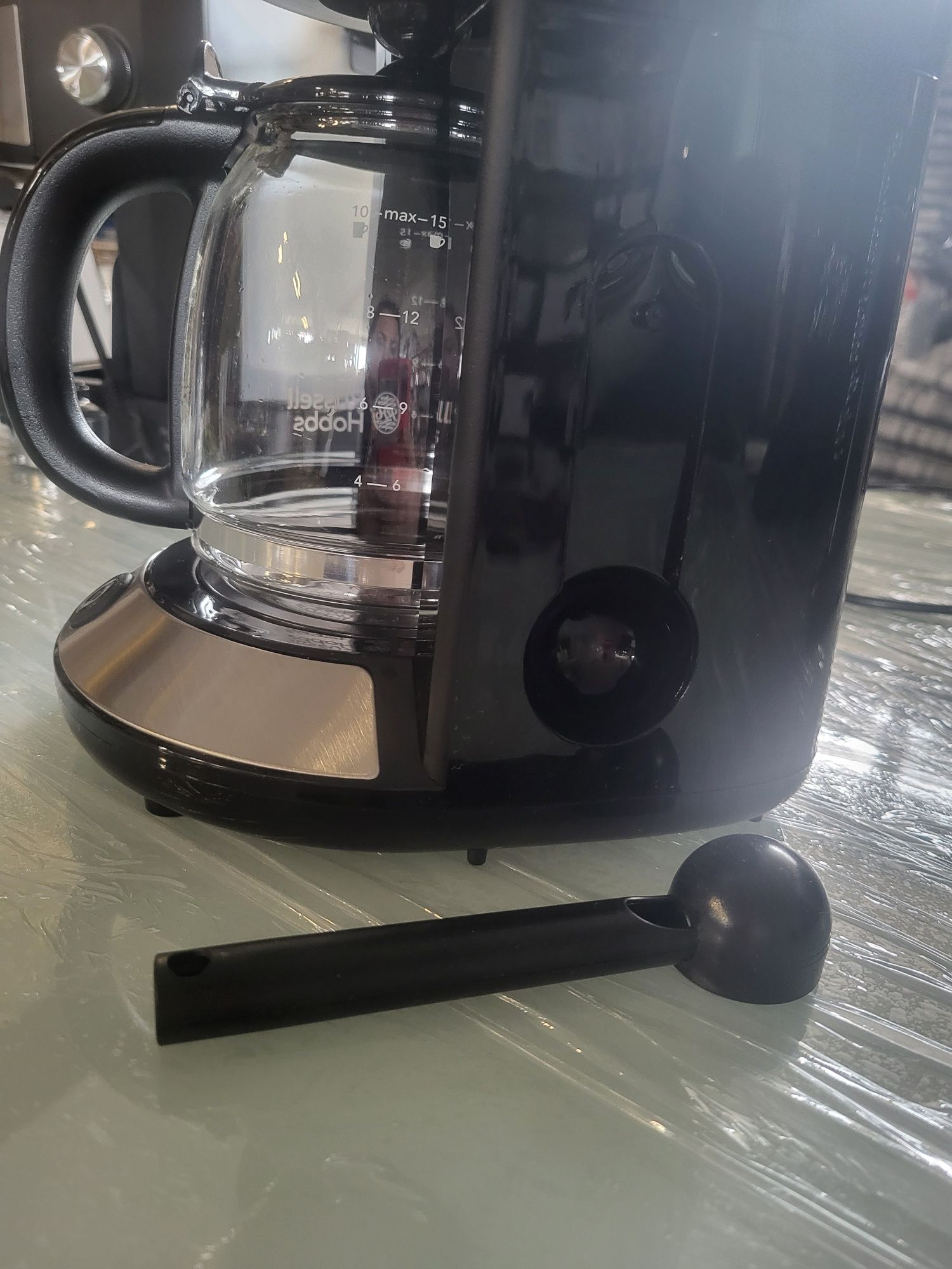 Ekspres przelewowy Russell Hobbs