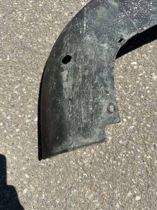 Dodge Challenger 2016 нижня частина бамперу