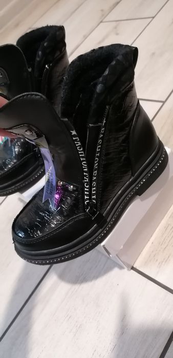 Ботінки дитячі весна-осінь 28р