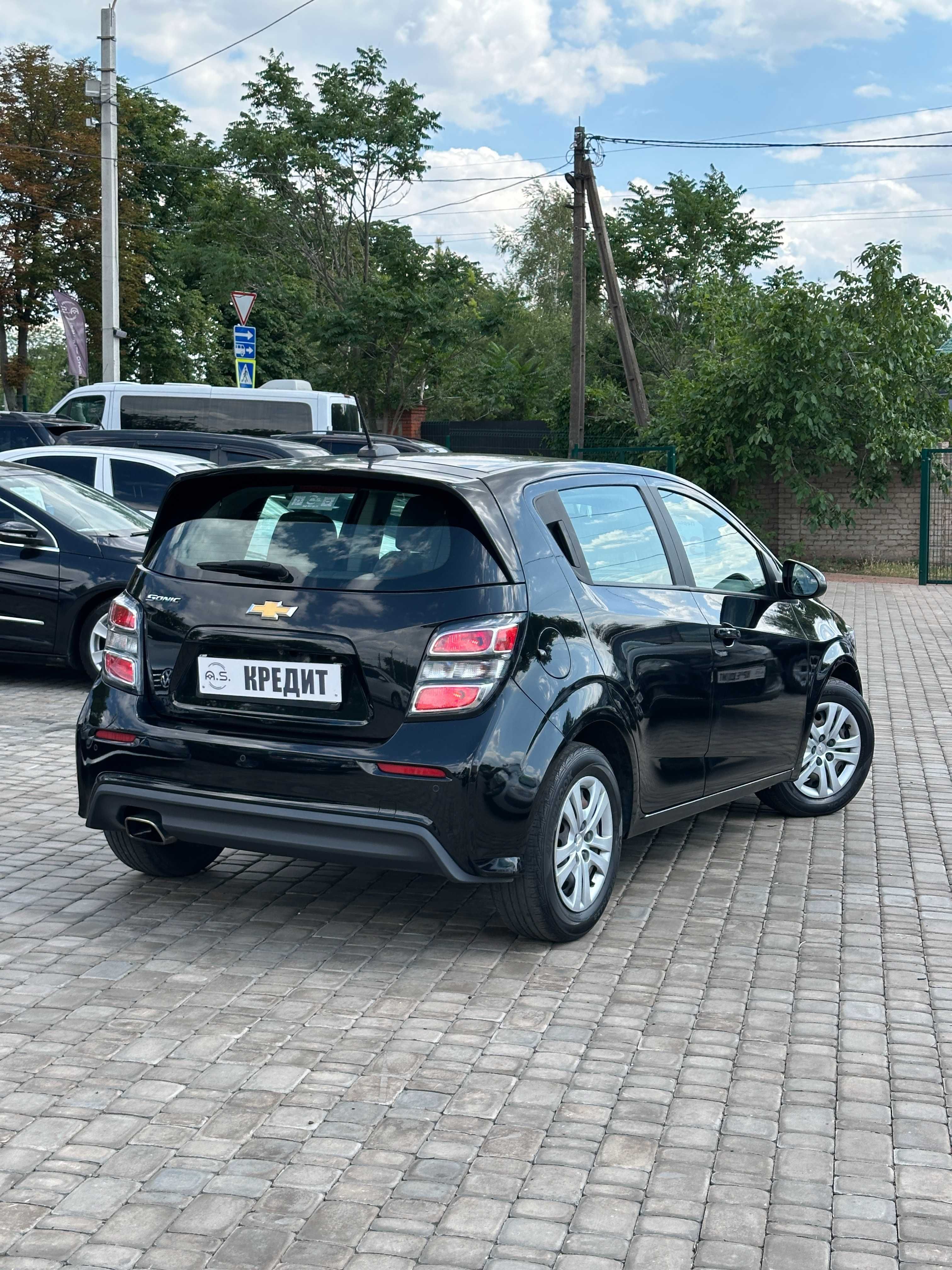 Продам Chevrolet Sonic 2020 рік можлива розстрочка,кредит,обмін!