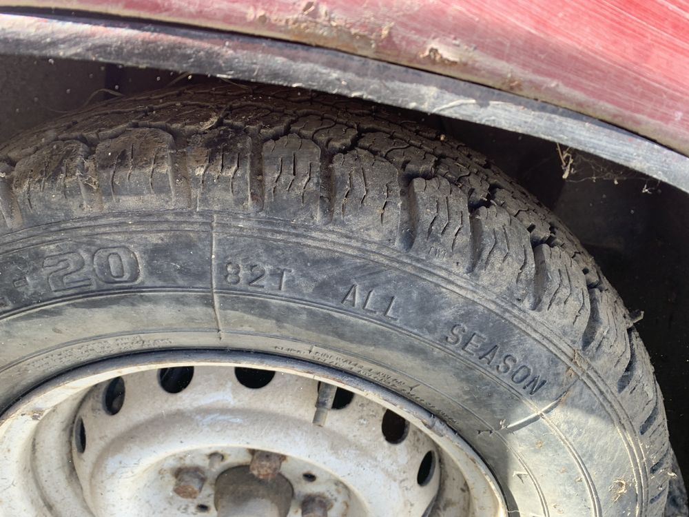 Продам ризину або ризину з дисками R13 R14 і далі