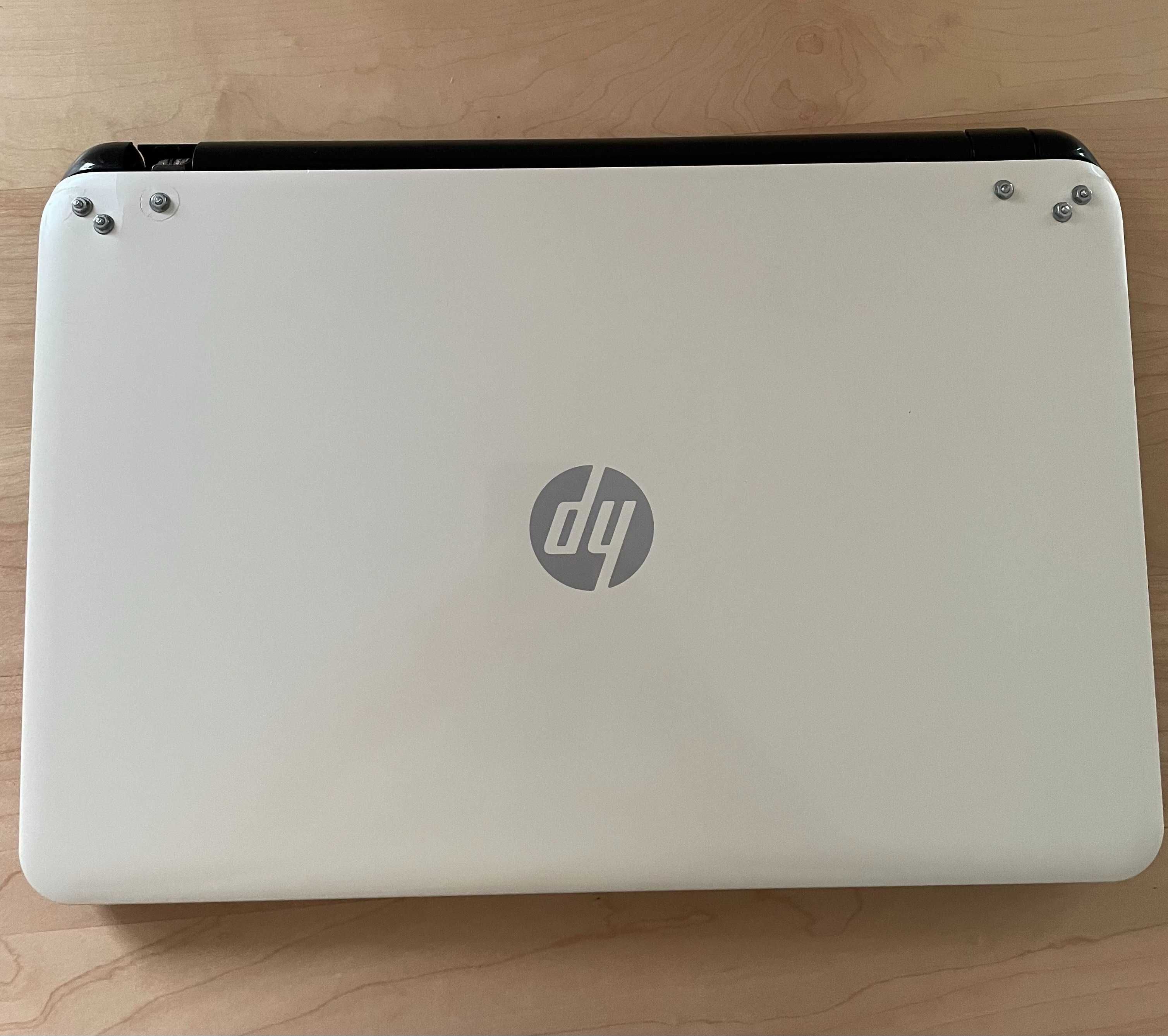 Ноутбук HP 15-r001nc 15,6ʼʼ 4 Гбт 500 Гбт