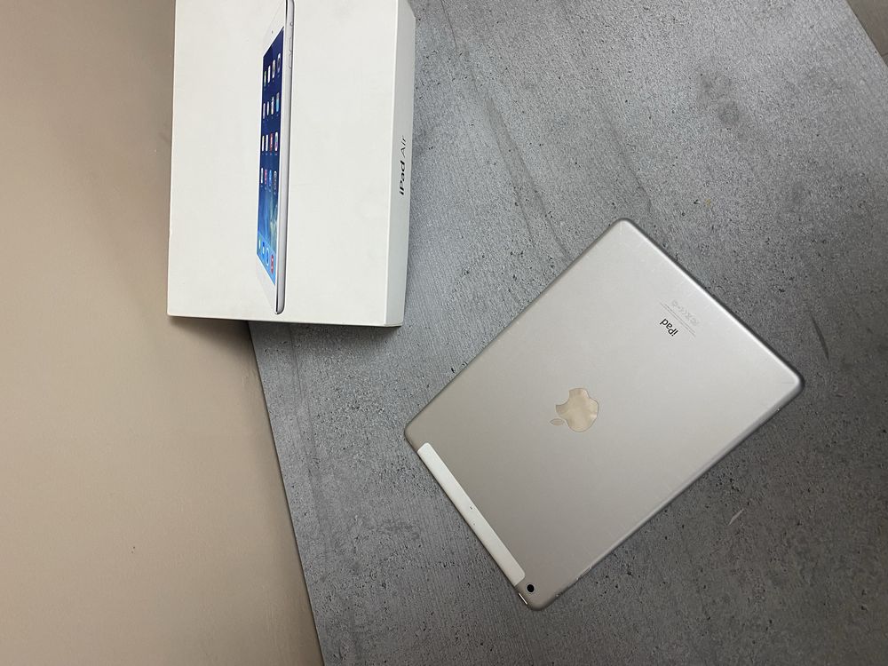 Apple Ipad air 64 gb