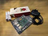 Raspberry Pi 2 Model B 1GB w obudowie i z kartą microSD
