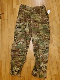Бойові штани оригінал США Multicam ARMY Combat pant   knee pad slots
