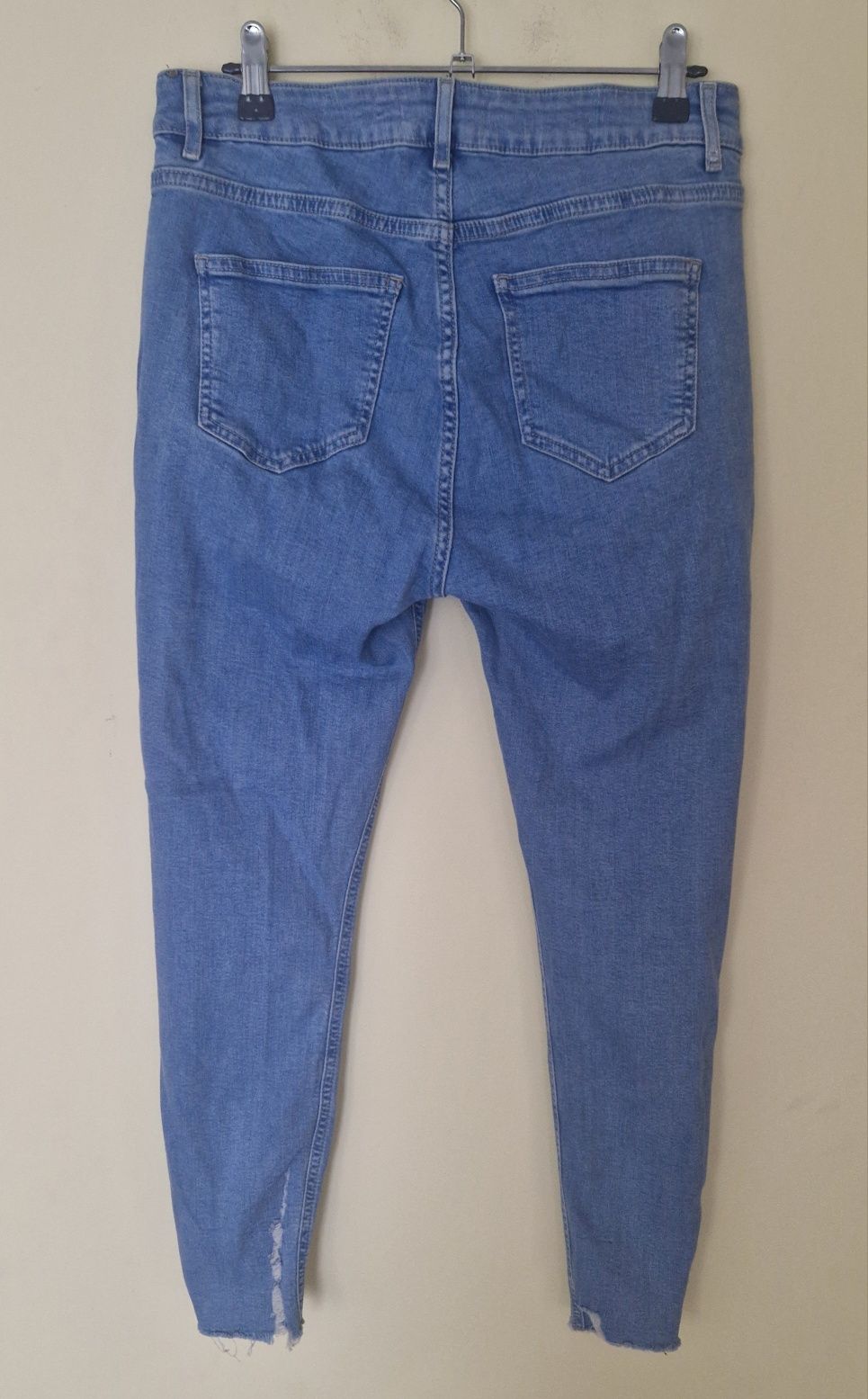 Spodnie rurki jasne jasnoniebieskie jeansy jeans skinny New Look 40L