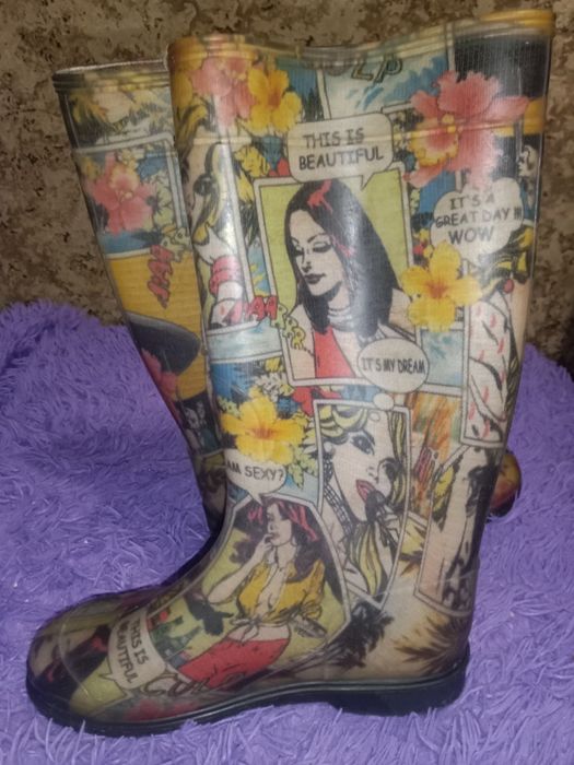 Гумові жіночі чобітки