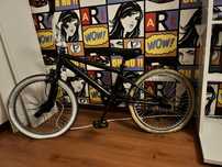 bmx preta e branca