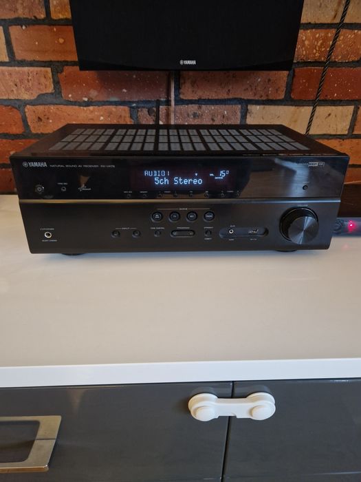 Amplituner yamaha rx-v479