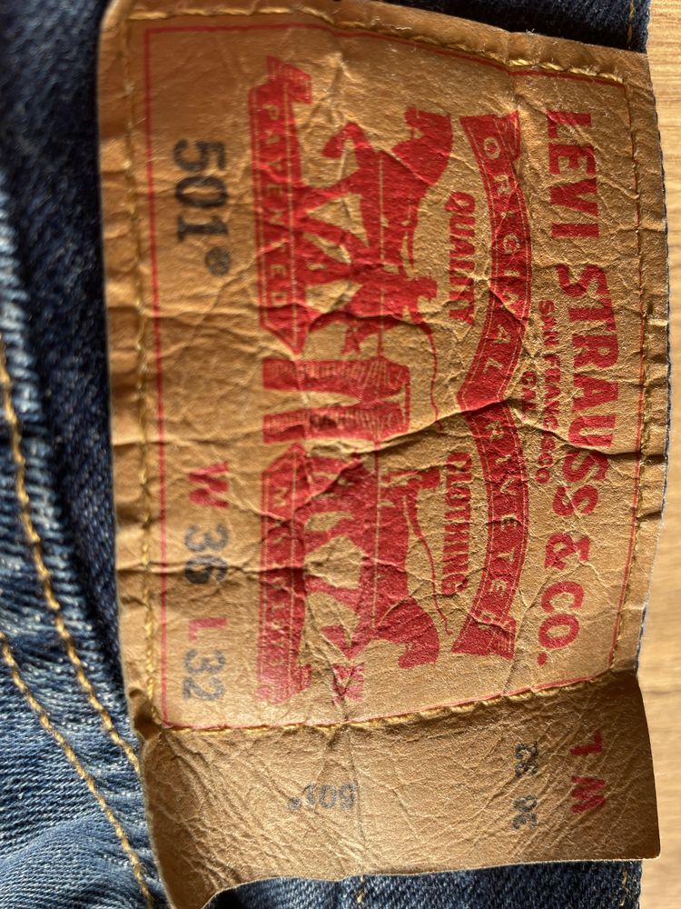 Levis 501. 36 32  spodnie