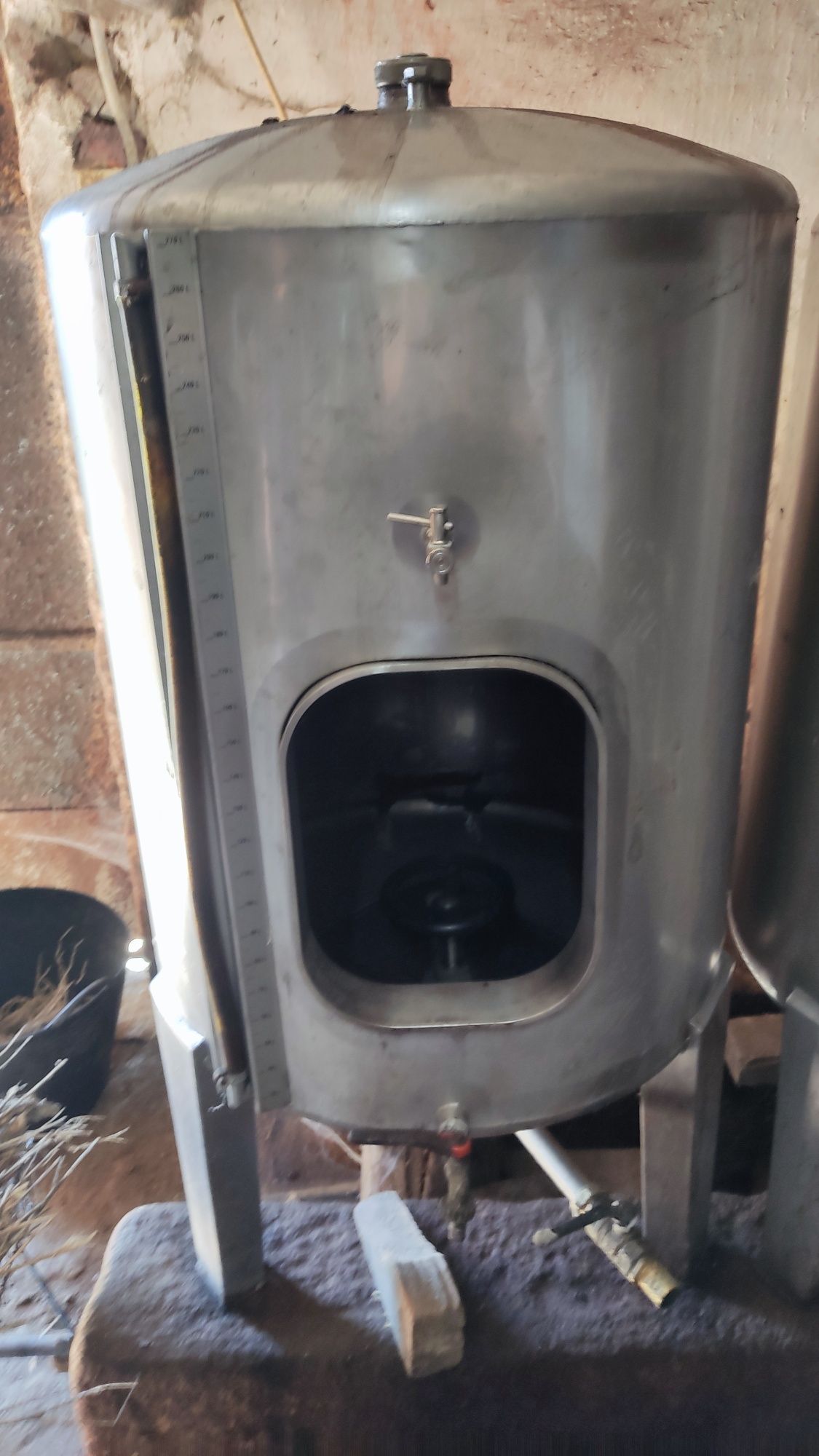 Cuba em inox de 270L