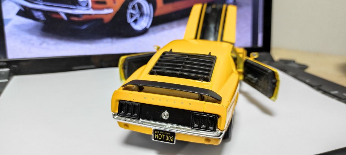 Модель Ford Mustang Boss 302 1970 1:24 Maisto