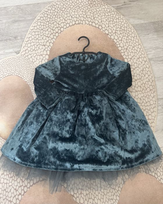 Нарядное , праздничное , новогоднее платье на девочку