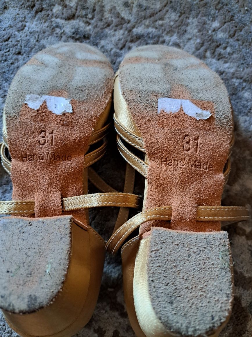 Buty do tanca towarzyskiego