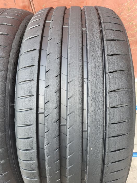 295/35/21+265/40/21 R21 Michelin Pilot Sport 4S SUV 4шт ціна за 1шт