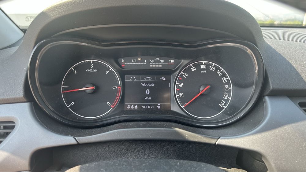 Opel Corsa EcoTecD 1.3 90cv 12/2017 com APPLECAR PLAY