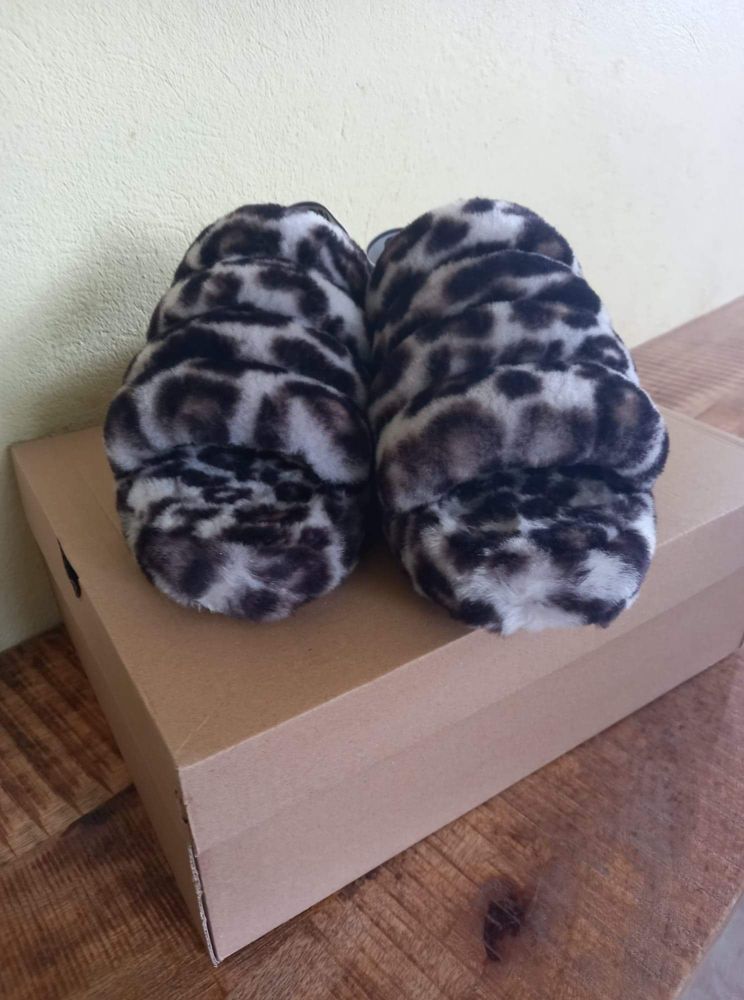 Kapcie UGG NOWE rozm. 39