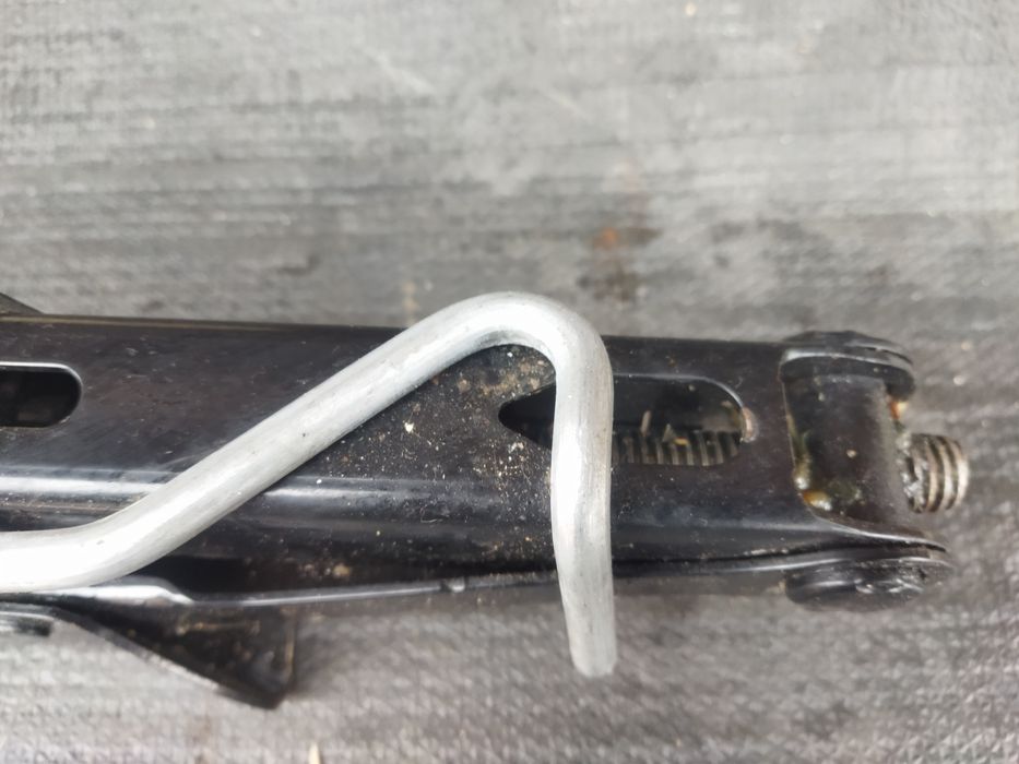 Домкрат Renault Nissan