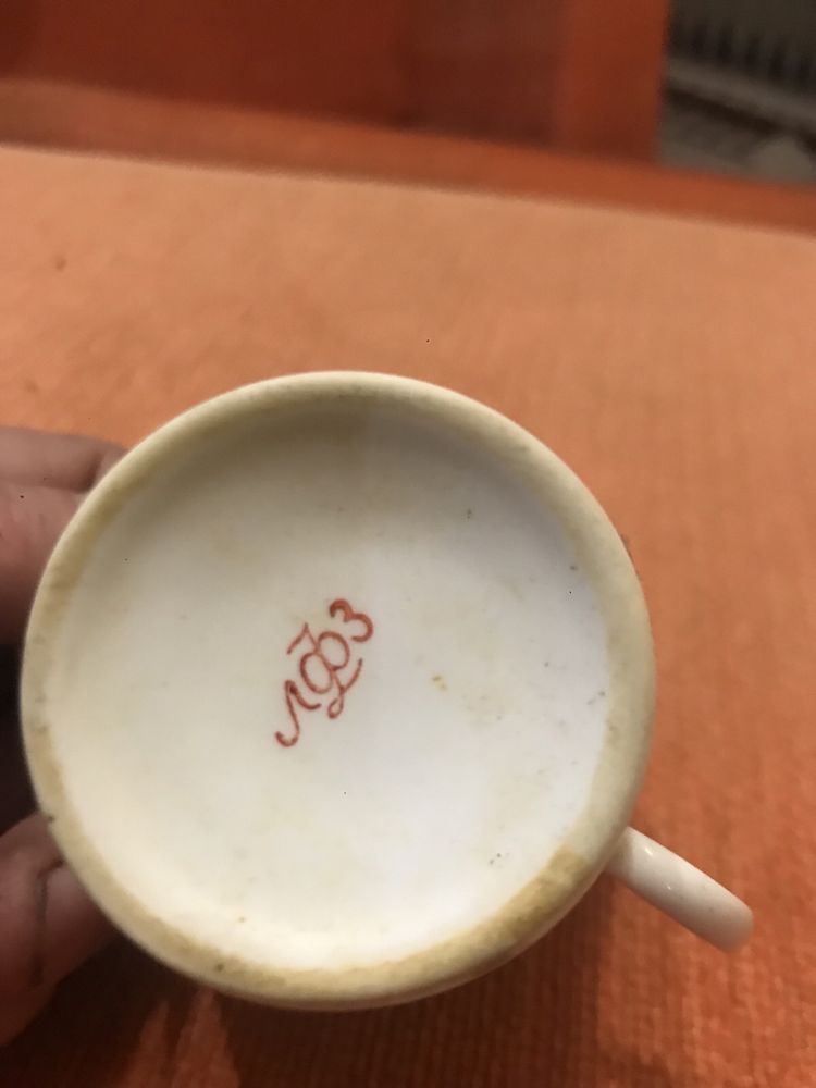Кофеиная чашка старин