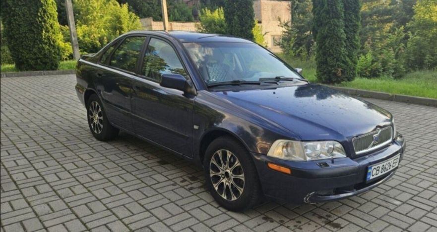 Продам volvo s40