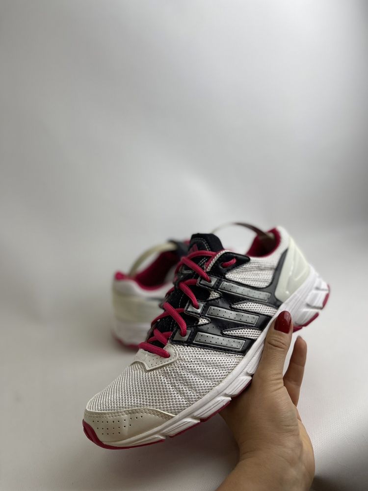 Кроссовки кросівки Adidas 39 40