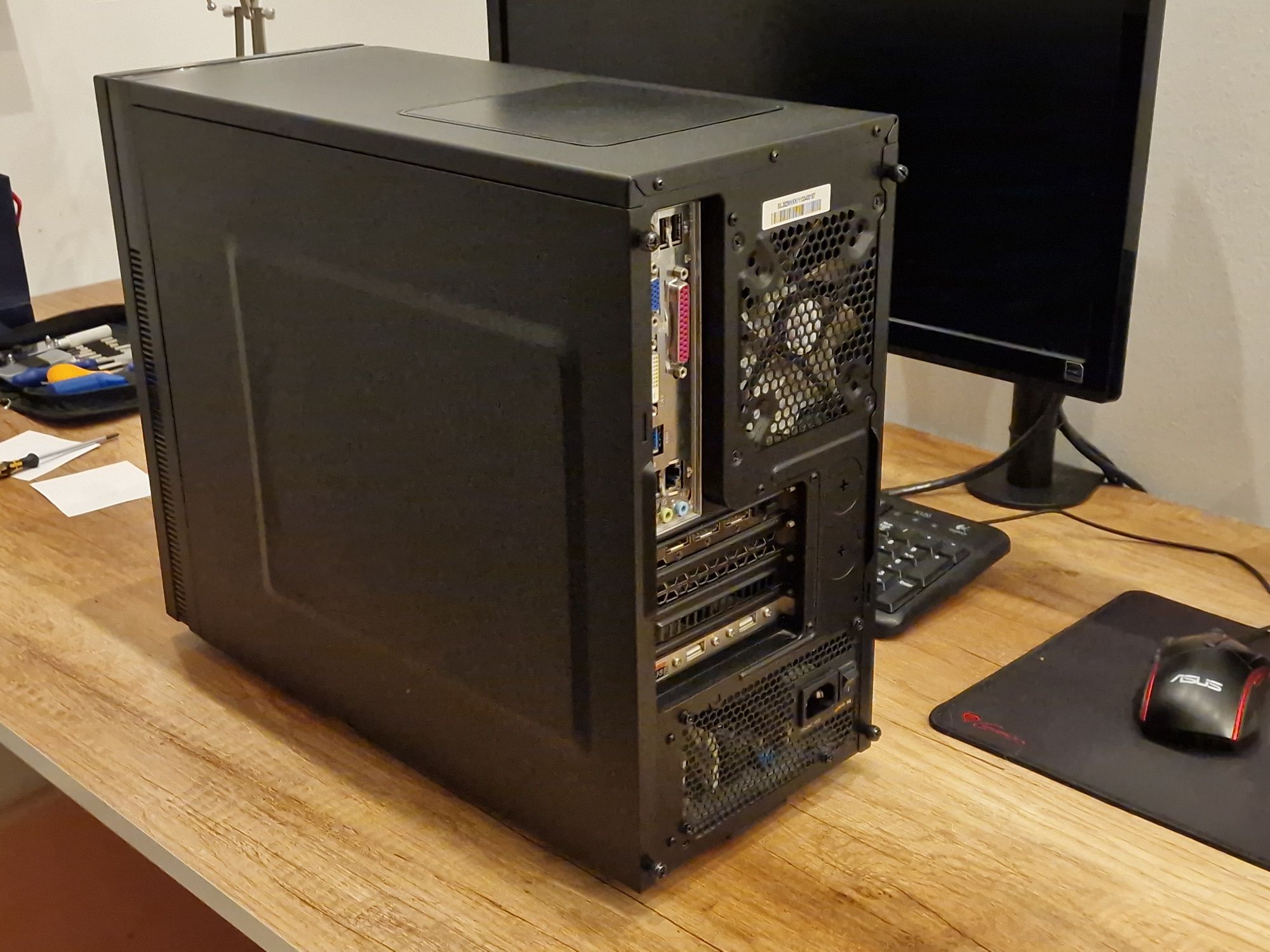 Komputer stacjonarny PC i5 bequiet Radeon 5500 SSD 500GB+1TB 16GB 8GB