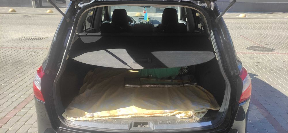 Автомобіль NISSAN Qashqai+2