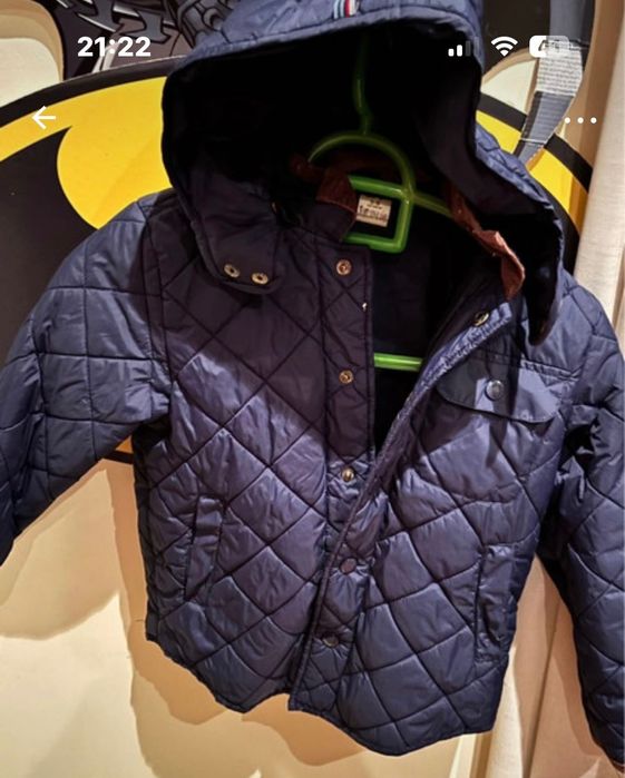 Casacos de criança como novos