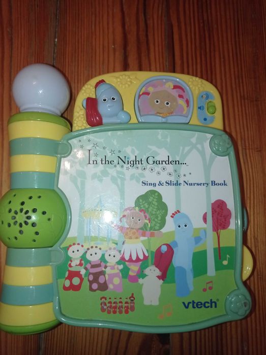 Książeczka plastikowa z dźwiękami Vtech Język angielski