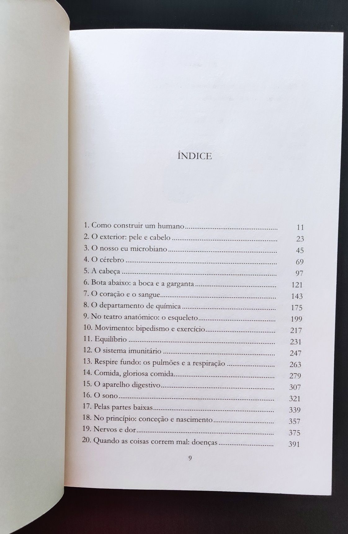 Livro "O Corpo" de Bill Bryson