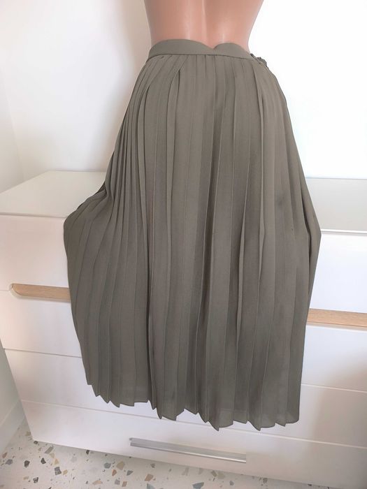 Спідниця пліссе  50 розмір колір хакі