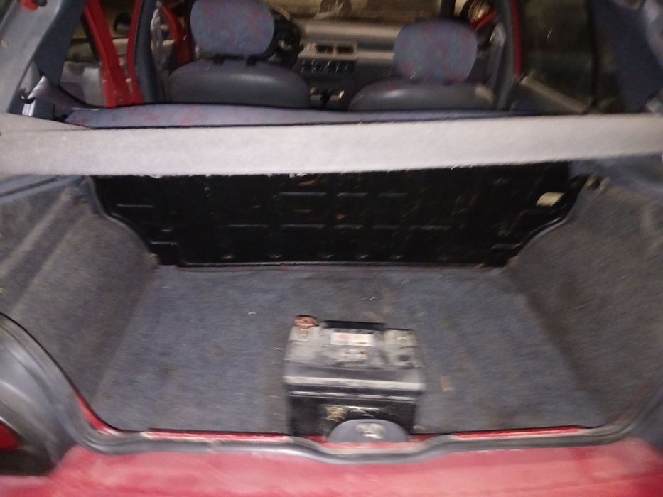 Renault clio 1.2 gasolina *acidentado*